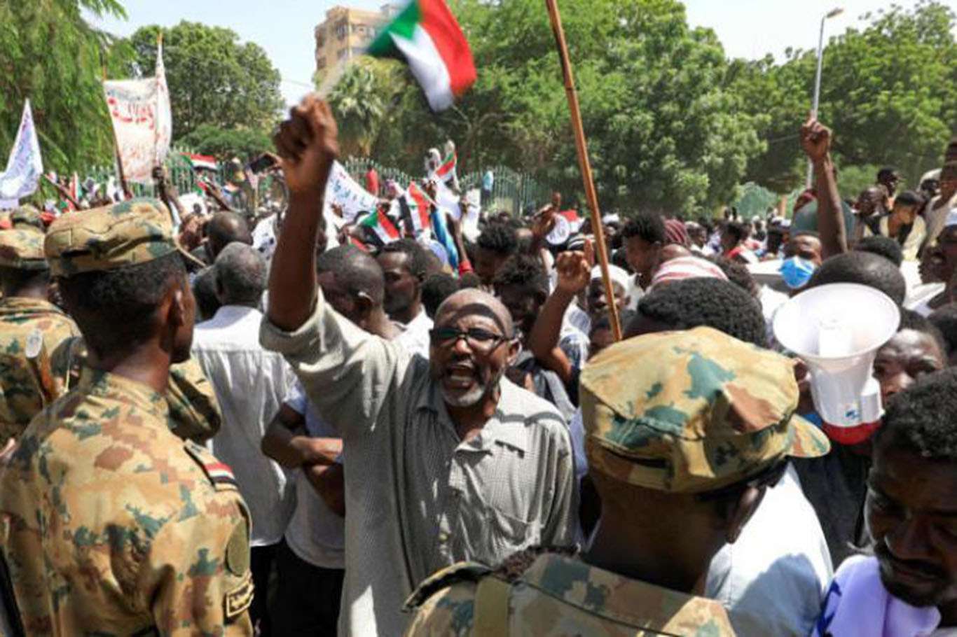 تظاهرات اعتراض آمیز در سودان: 35 نفر زخمی شدند